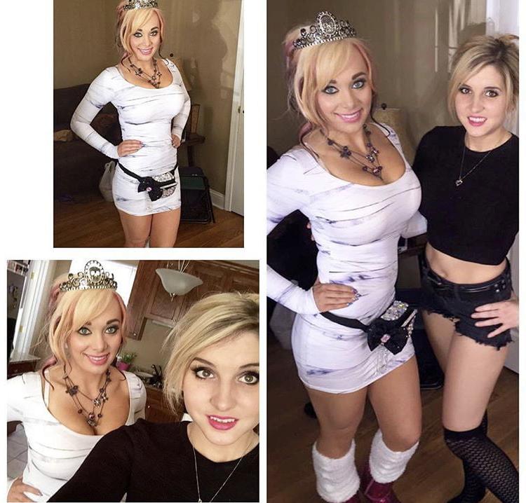25P Smoking Hot Rachel and Tara From Illinois