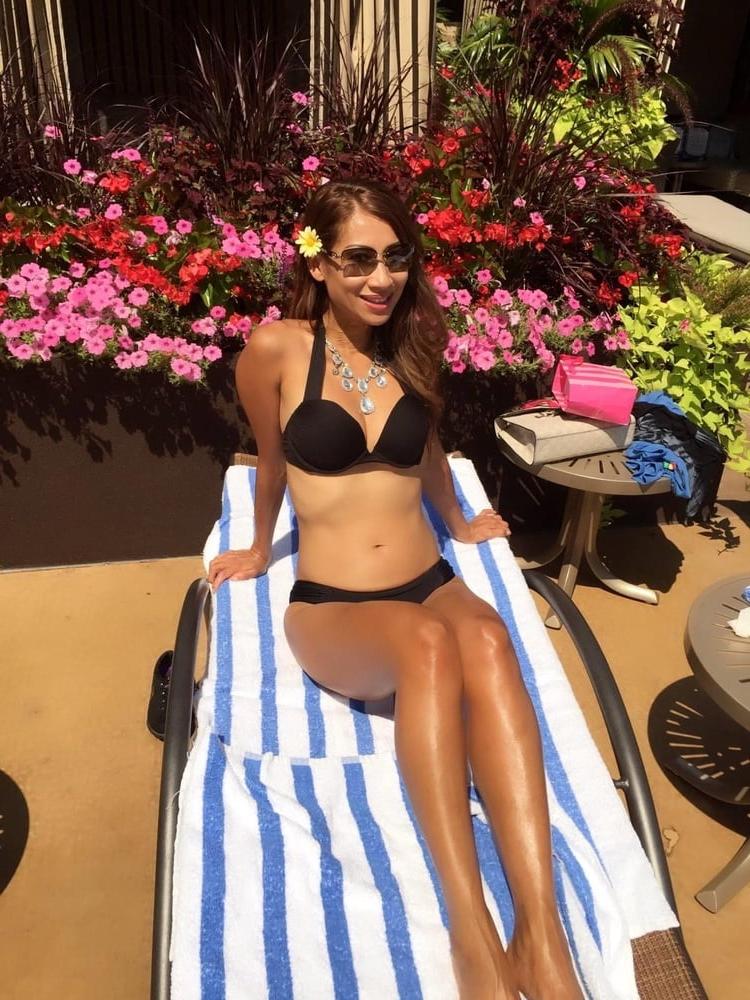 25P HOT Asian Trophy Wife From Bangkok Living in North Carolina
