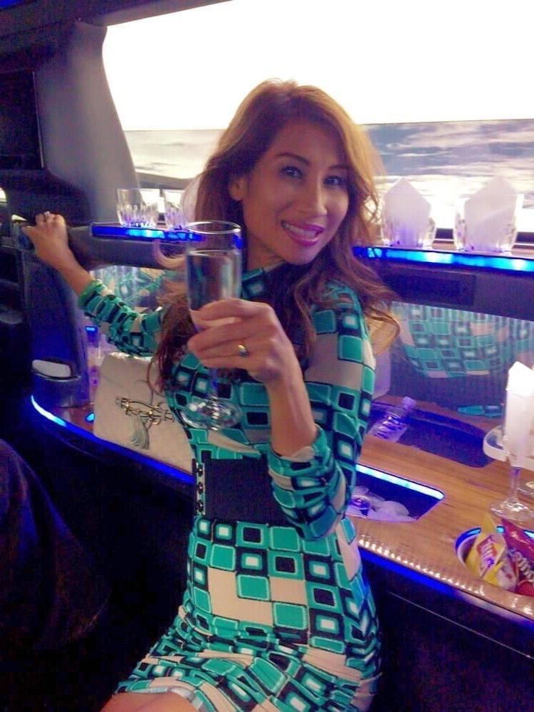 25P HOT Asian Trophy Wife From Bangkok Living in North Carolina