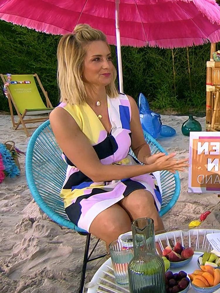 25P German TV Milf Susanna Ohlen