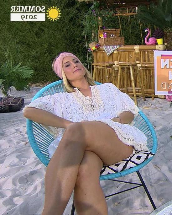 25P German TV Milf Susanna Ohlen