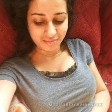 9P Indian GF nude selfies