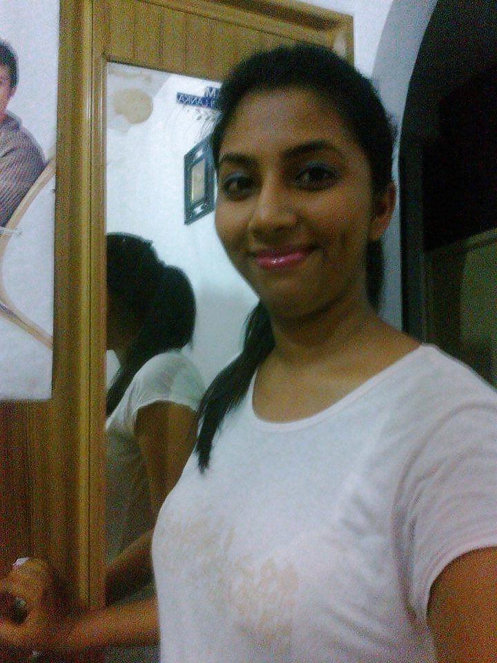 10P indian teen nude selfie