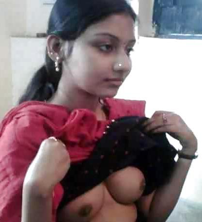 11P Sexy Indian Gals