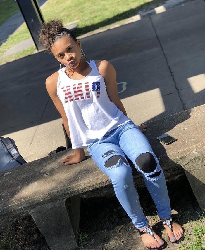 25P More Ebony Teens! 5 (Comment which one you would you fuck)