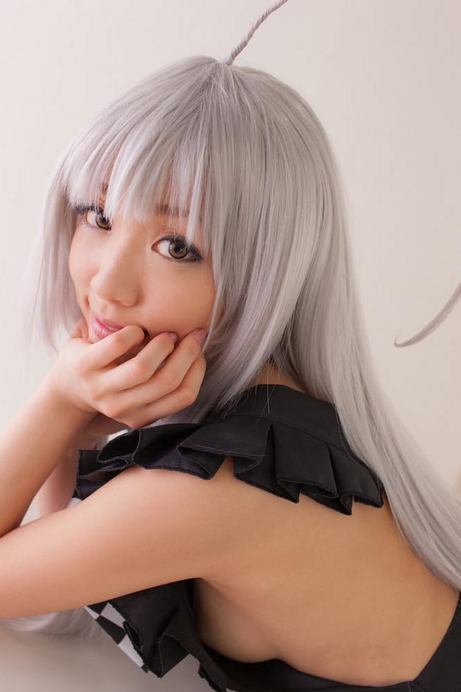 25P Perverted cosplayers