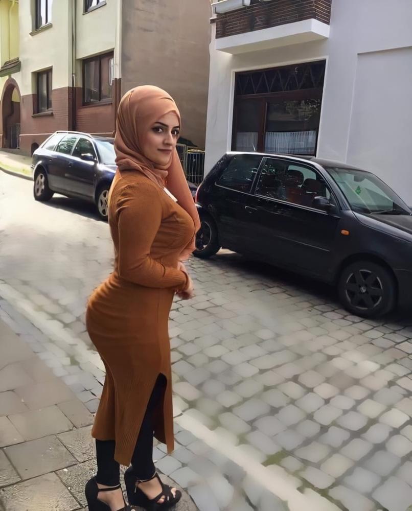 10P hijab Big ass girlfriend