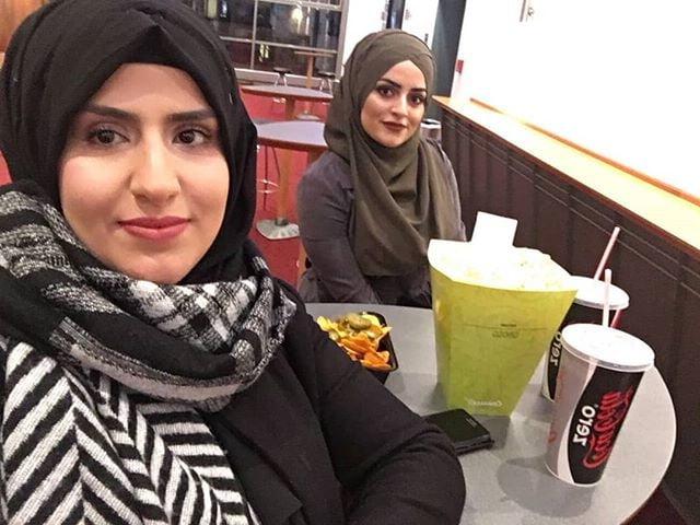 10P hijab Big ass girlfriend