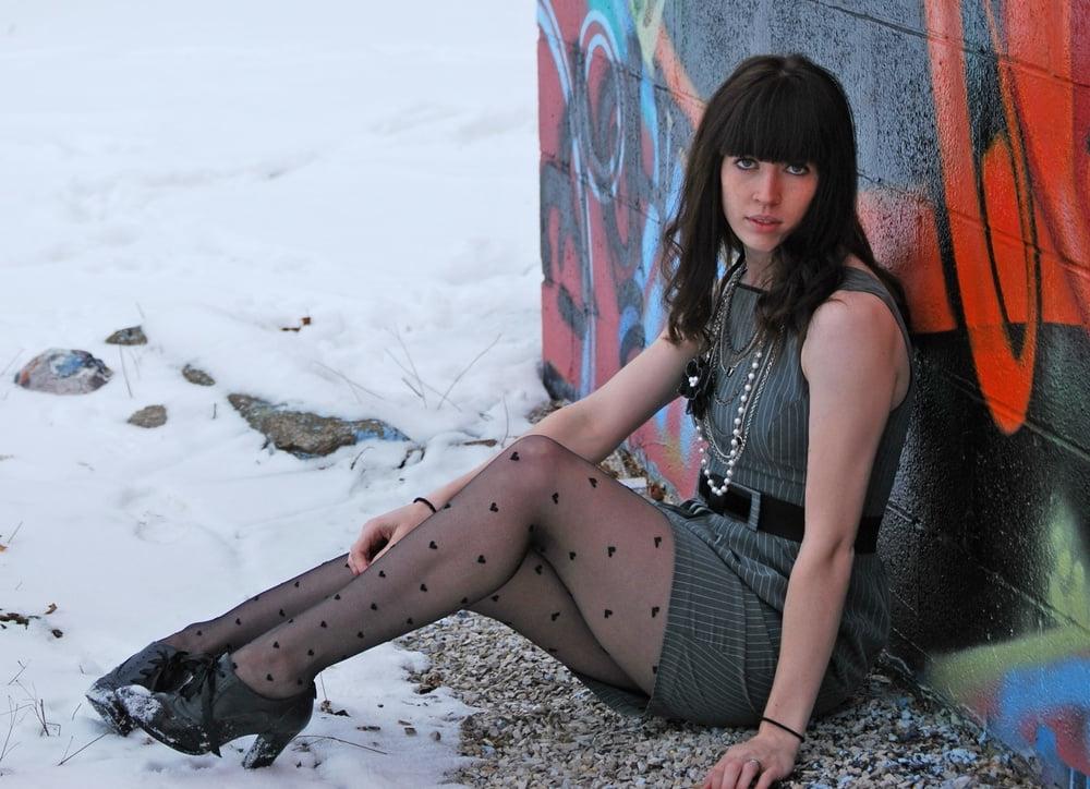 18P Fashionista Pantyhose - American Wife
