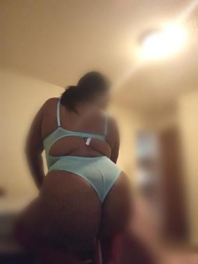 25P Ebony BBW Whore