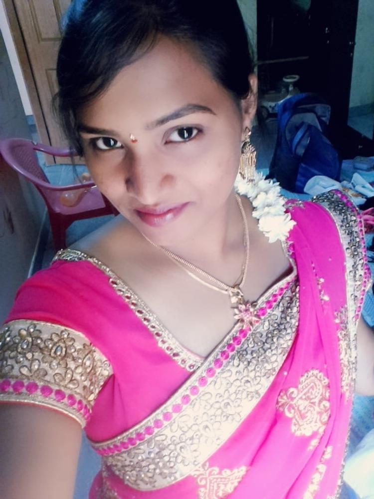 25P Indian Sult Amulya