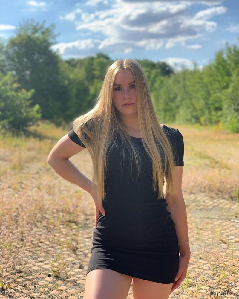 15P German teen slut Krissy