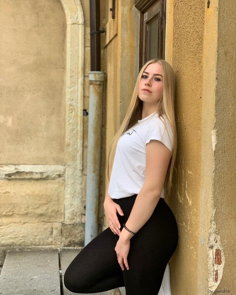 15P German teen slut Krissy