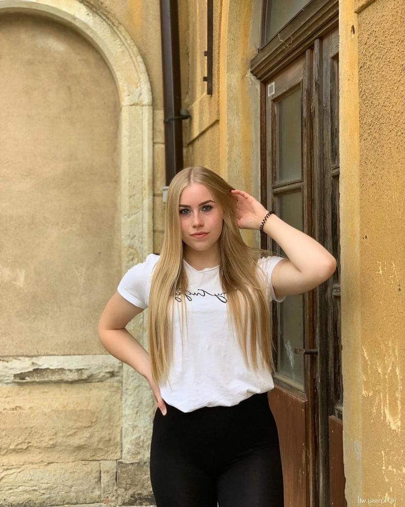 15P German teen slut Krissy