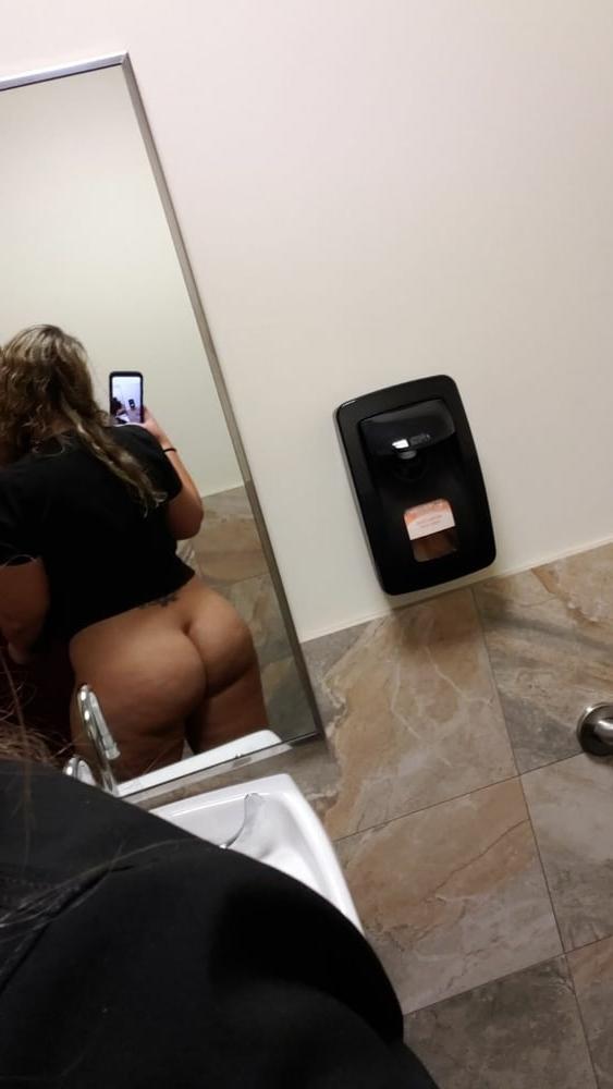 25P Big ass mature bbw