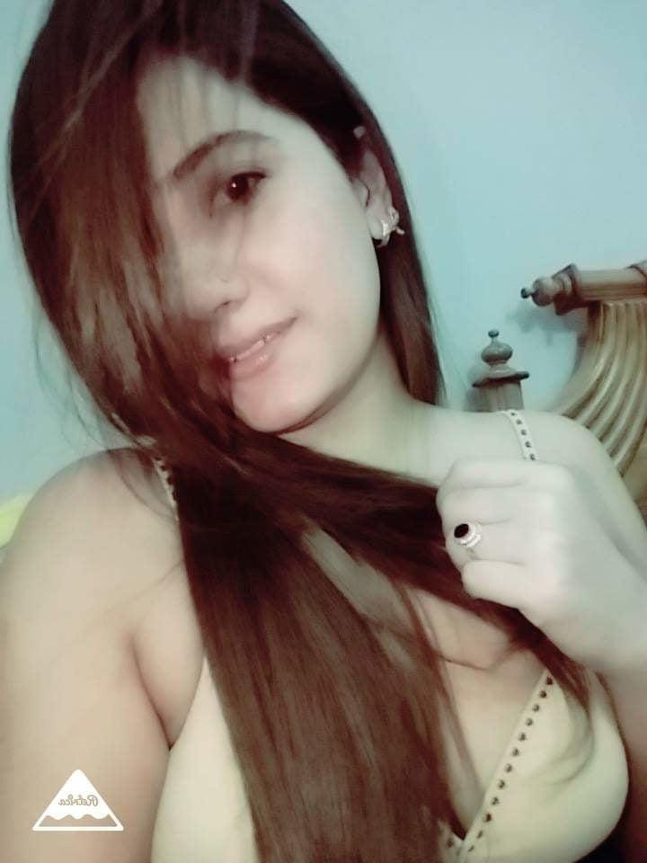 19P New married muslim girl showing boobs
