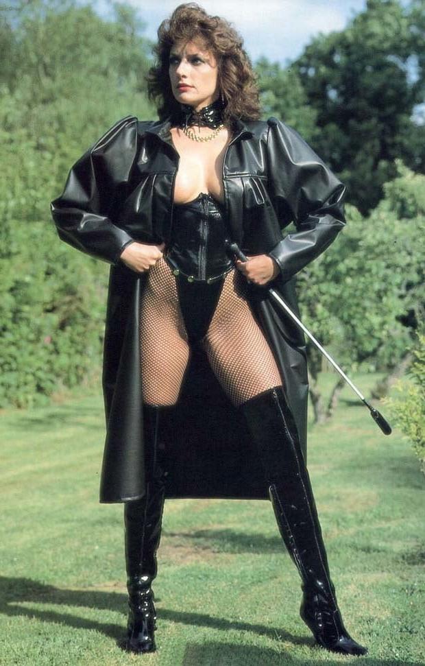 25P Ladies showing why Boots are so sexy