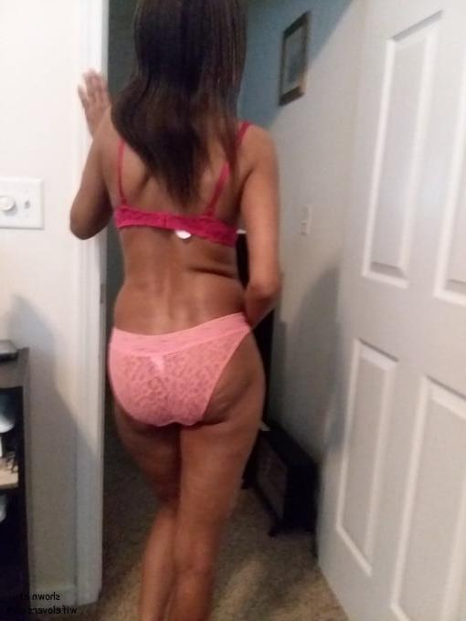 25P Ebony amateur pics from around the web 18