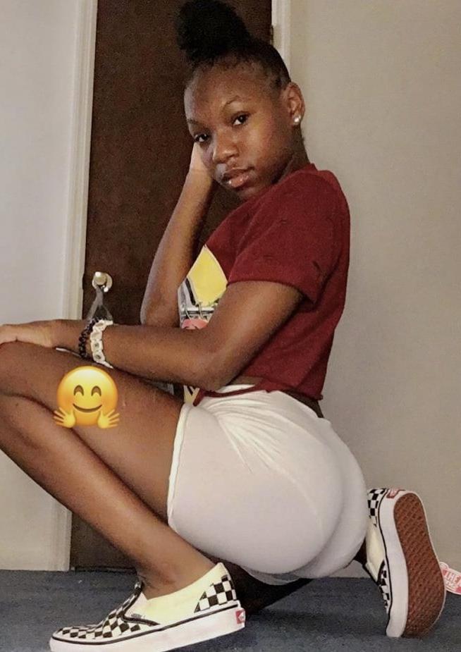 25P NN Ebony Teens! Comment What You Would Do To Them!