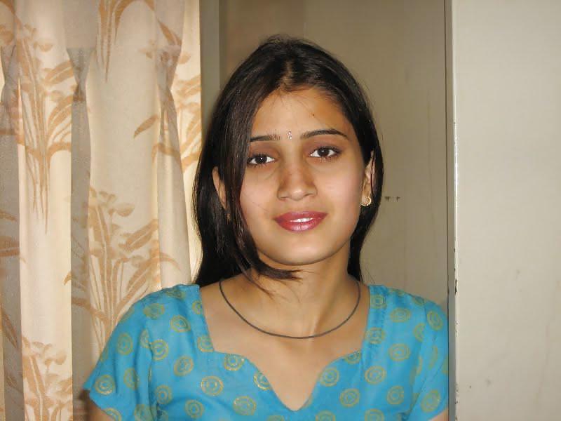 25P INDIAN AMATEURS
