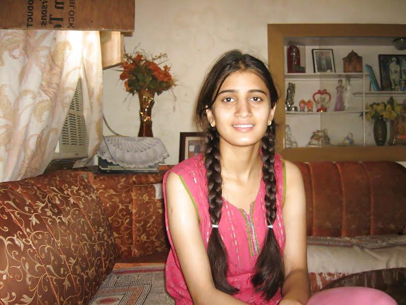 25P INDIAN AMATEURS