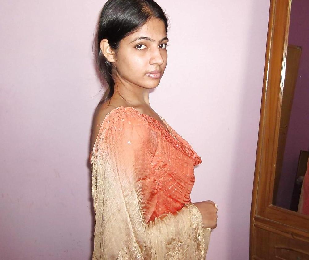 25P INDIAN AMATEURS