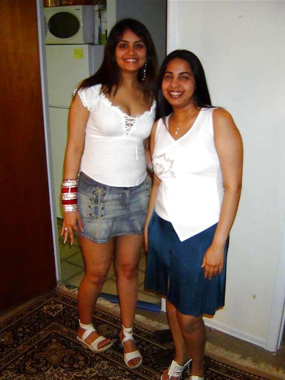 25P INDIAN AMATEURS