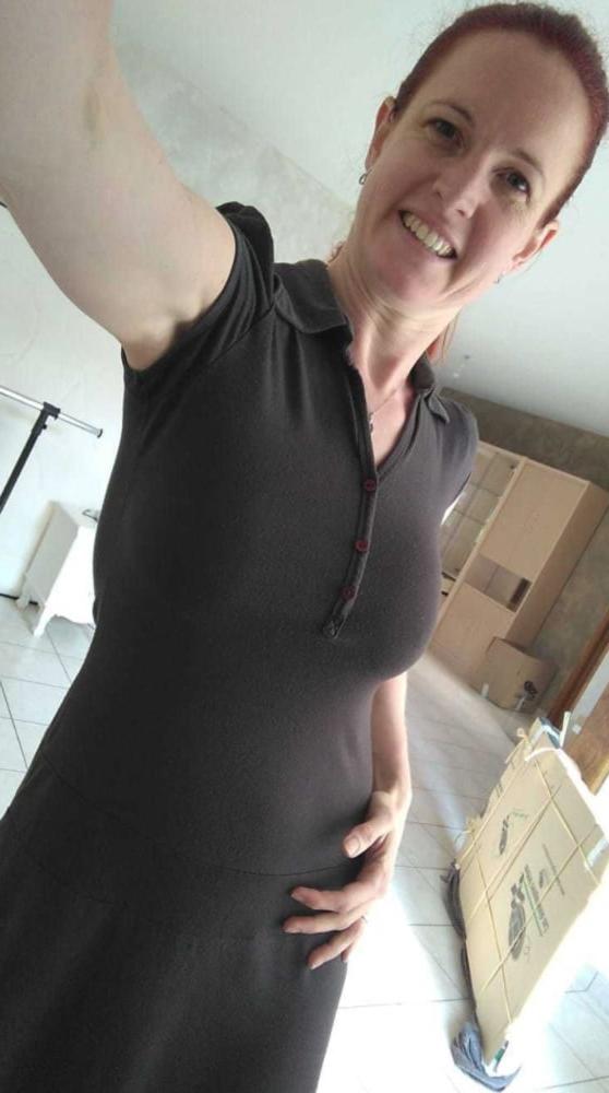 18P Hot Whore Wife