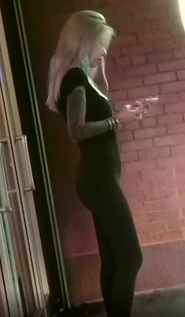 22P Tight Asian Vaping in Mask
