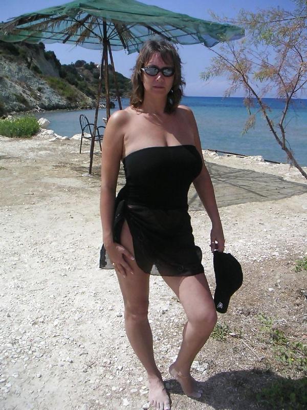 24P The Best UK MILF
