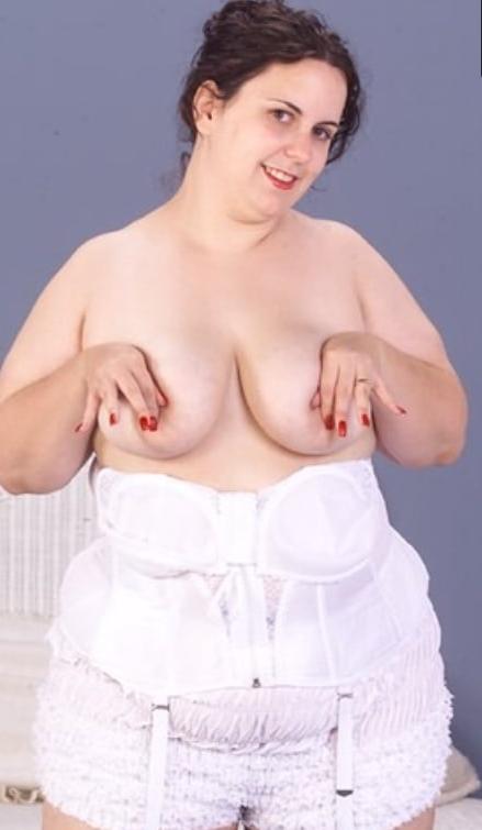 25P HOT bbw wife