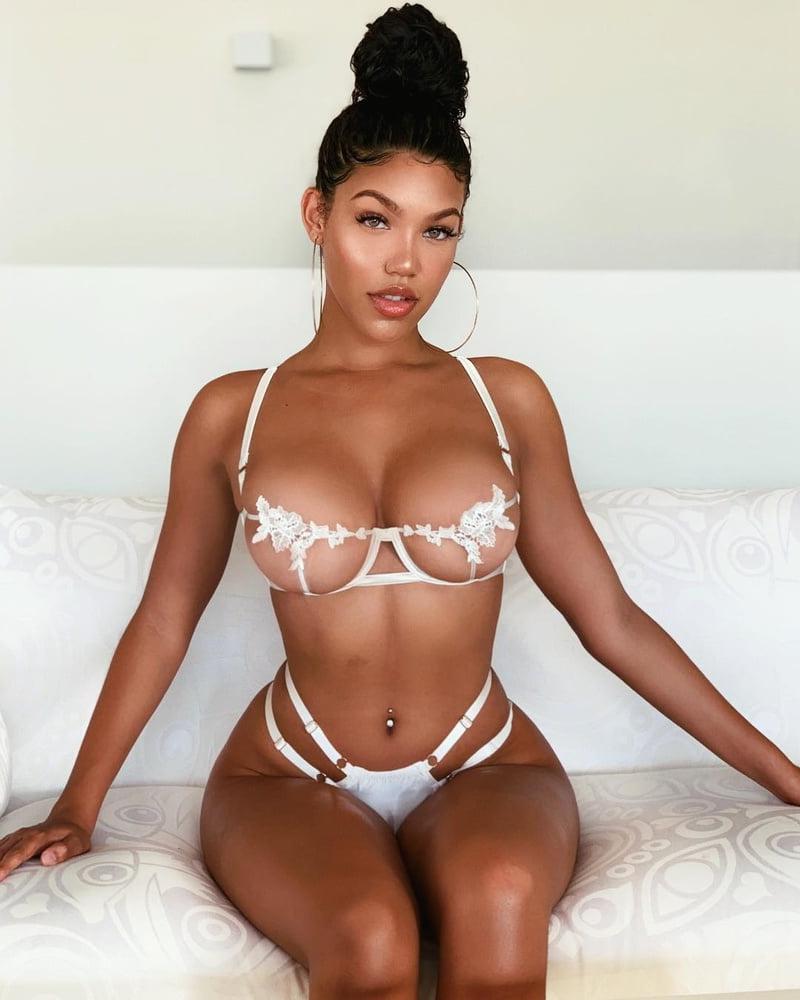 25P Tiona Fernan - Sexy Curvy Instagram Babe - Big Ass &amp; Tits
