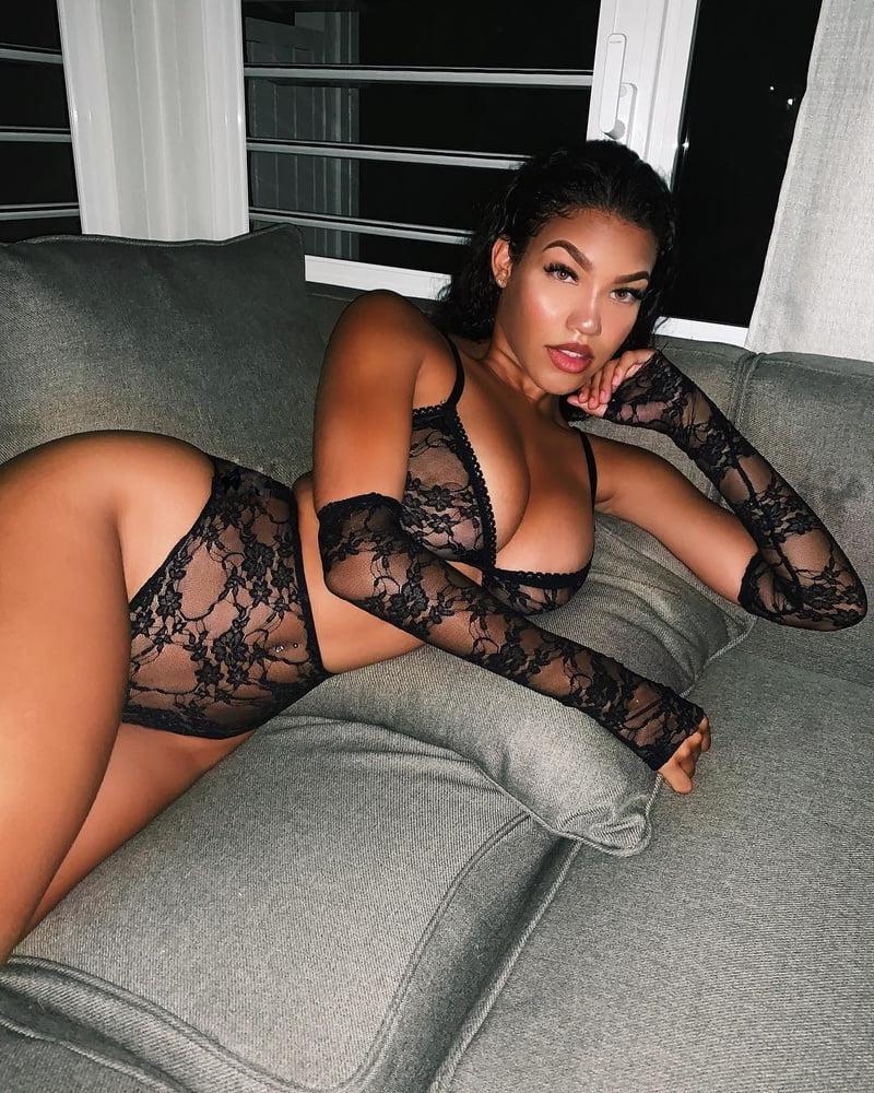 25P Tiona Fernan - Sexy Curvy Instagram Babe - Big Ass &amp; Tits