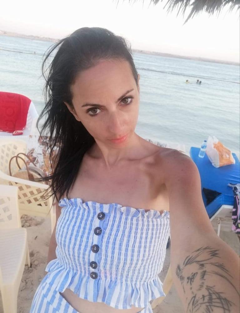 21P Egyption wife 51