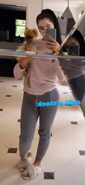 25P Beautiful Teen Chav Cum Slut Curvy Body Big Ass Gorgeous Tit