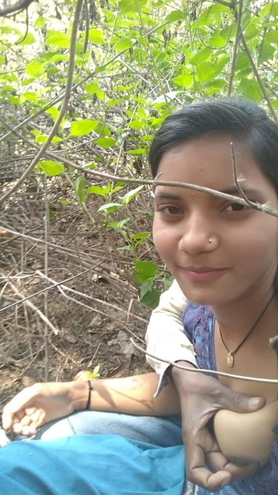 12P Indian Couple-Sex Outdoor ..