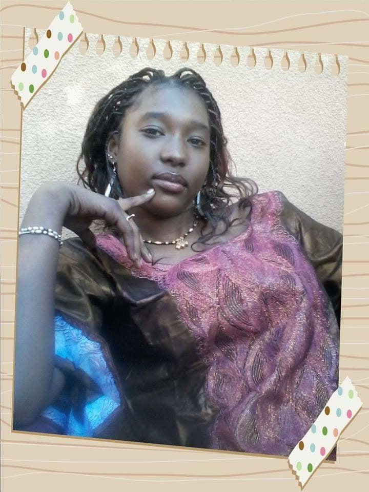19P Teen malienne