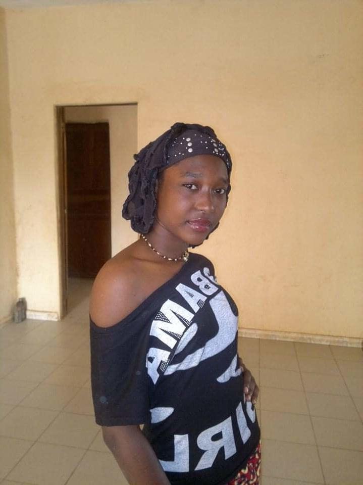 19P Teen malienne