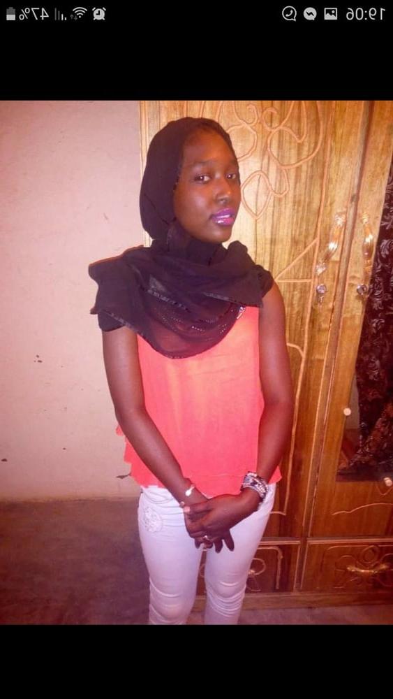 19P Teen malienne