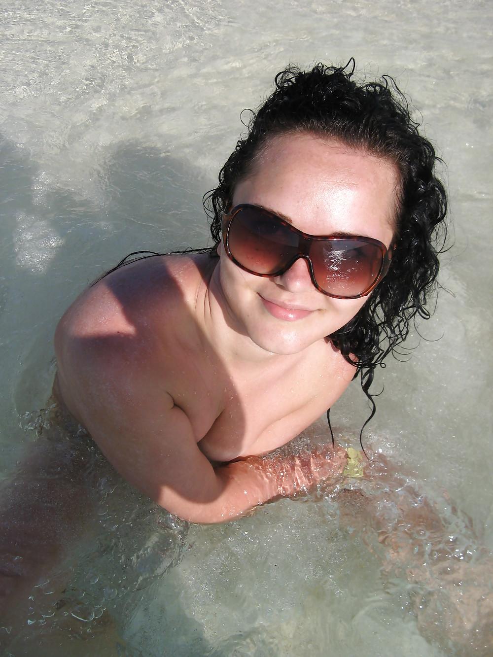 25P Hot Amateur Young Wife Kristina