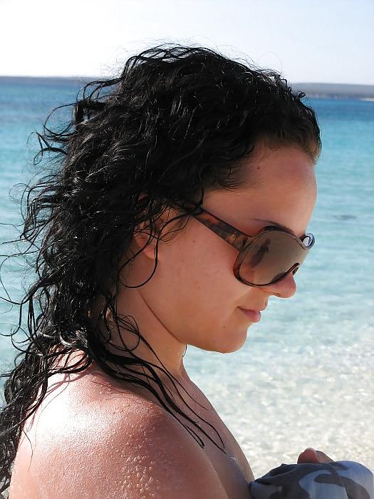 25P Hot Amateur Young Wife Kristina
