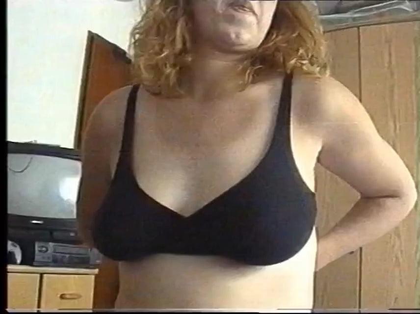 16P My wife in lingerie