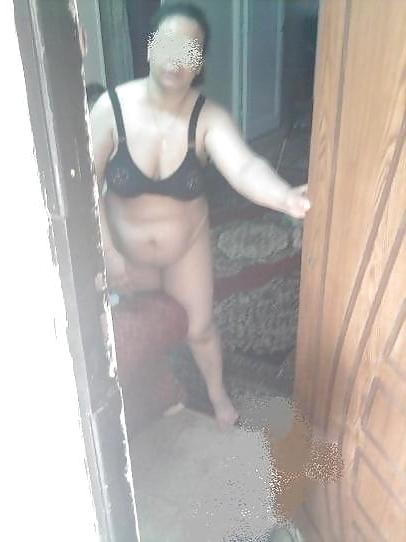 25P Egyption wife 50