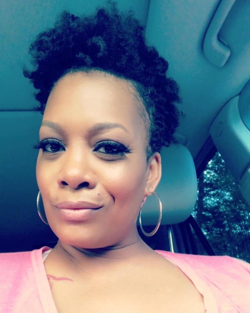 12P Black horny milf