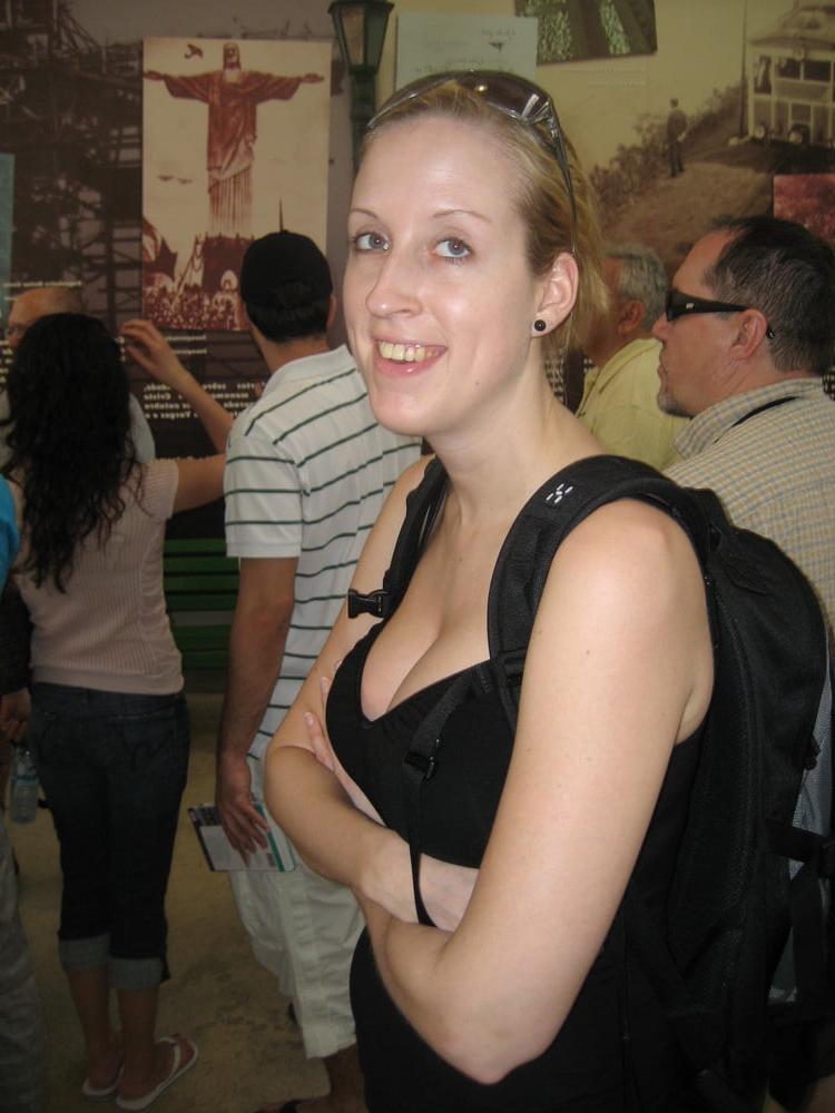 25P Pregnant petite blonde