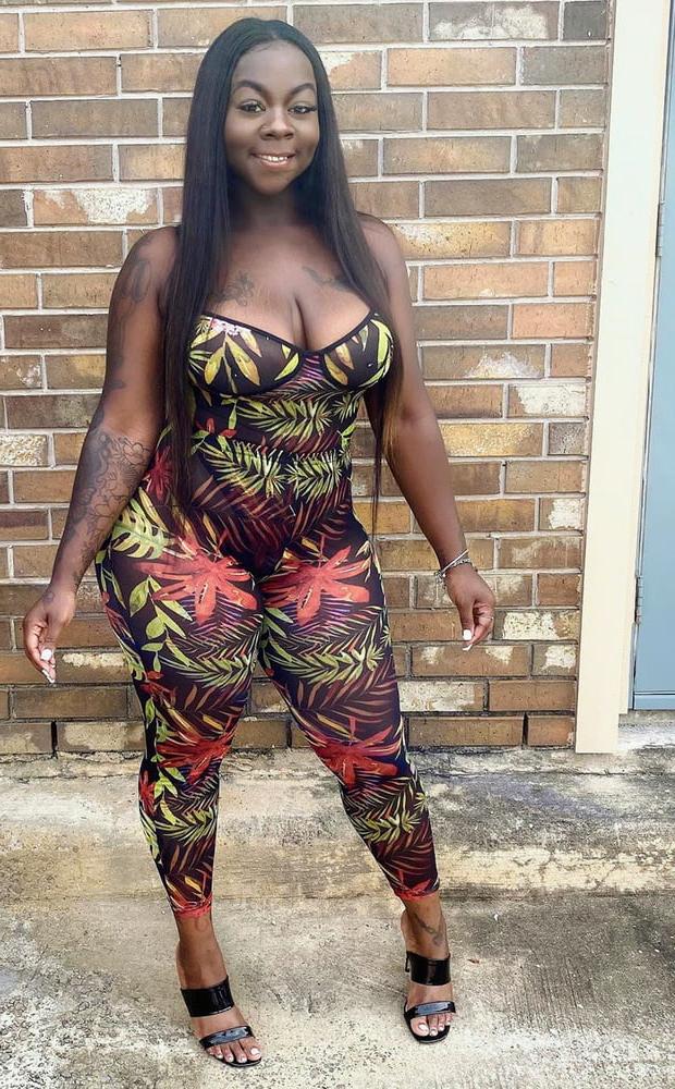 25P Dark skin beauty's