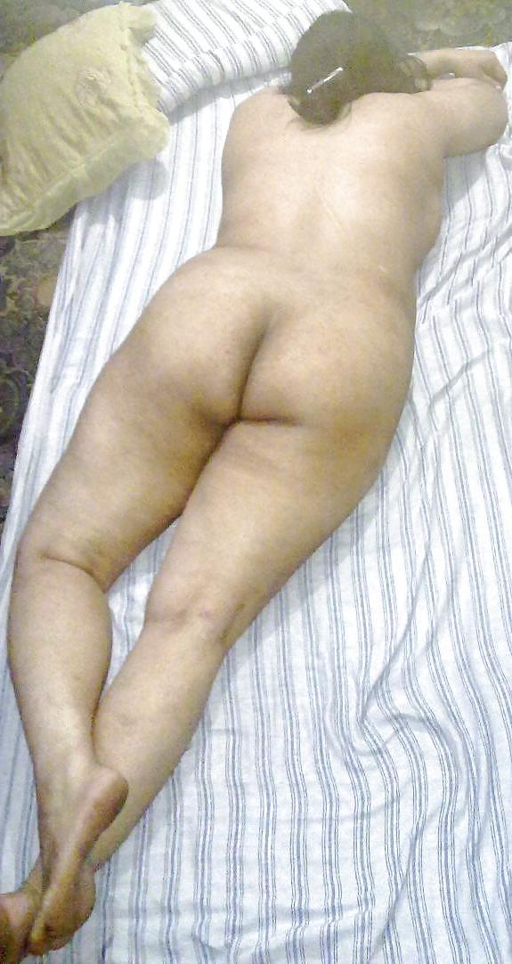 11P Hot indian mature