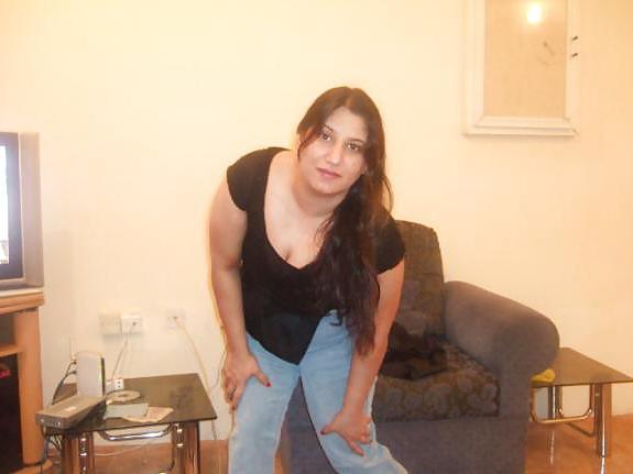 11P Hot indian mature