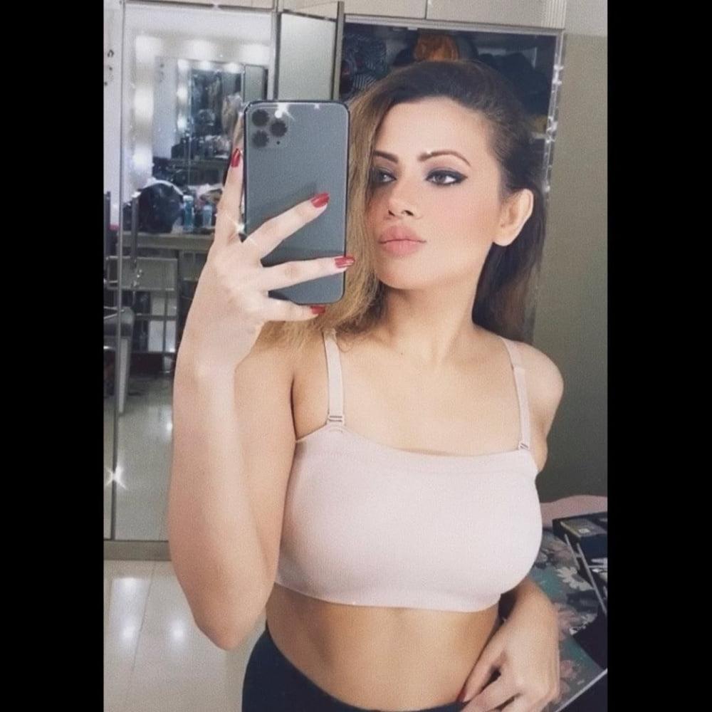 22P HOT MARRIED SLUT