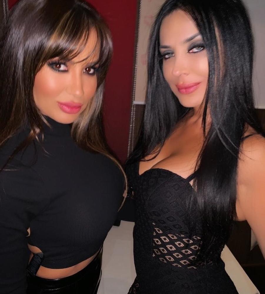 25P Smoking Hot Armenian Milf Mary